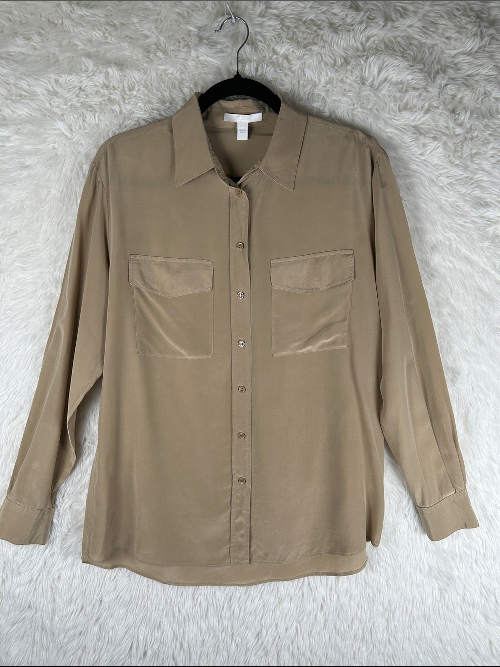 Hugo Boss Women's Beige Silk Long-Sleeve Button-Down Shirt